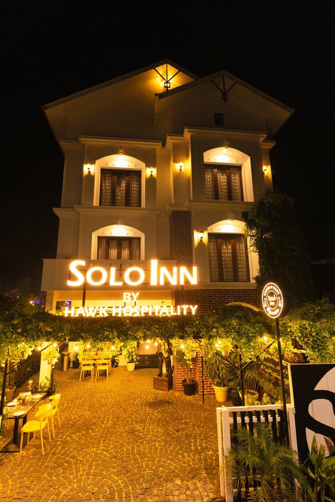 Solo Inn By Hawk Hospitality Kochi Exterior photo